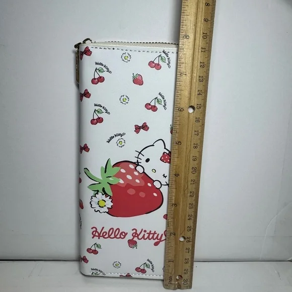 Hello Kitty Strawberry and Cherry Wallet - Picture 4 of 8